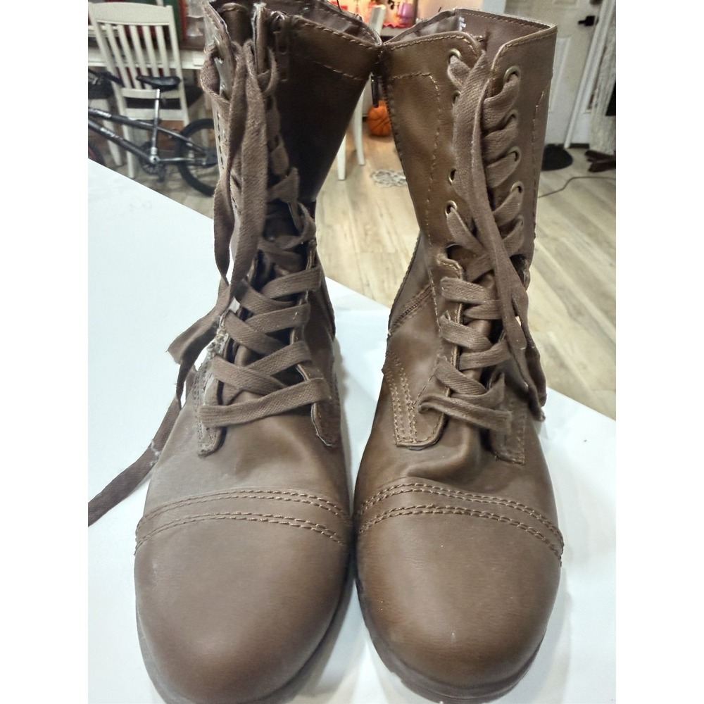Women's Brown Boots 8‎ 1/2